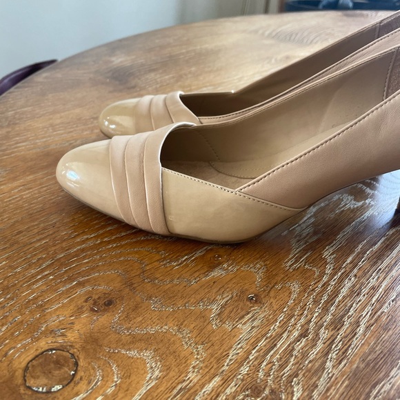 Naturalizer Heels- Worn Once! - Picture 8 of 8